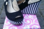Buty na koturnie r.37