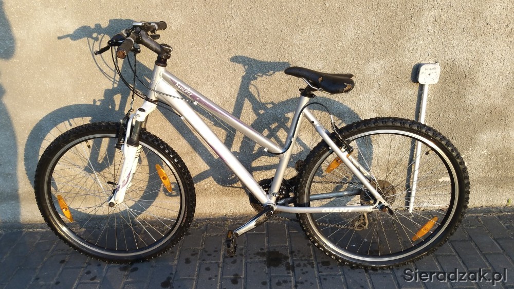 Vtt giant sales boulder 26 pouces