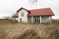 dom 196,7 m2, działka 9600 m2, gmina Goszczanów