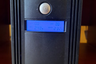 Przetwornica prądu z akumulatorem