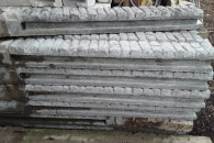 Sprzedam słupki betonowe