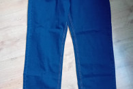 Spodnie jeansowe z metką