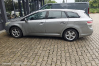 Toyota Avensis kombi 2.0 D-4D LUNA