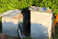 Metalowa skrzynia schowek duża