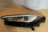 Lampa Infiniti QX50 2019