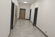 Wynajmę 9 lokali łącznie lub część 330 m2