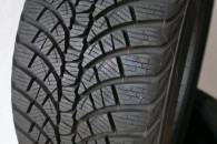 Opony zimowe KUMHO WinterCraft WP71 235/45 R17