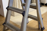 Drabina przegubowa aluminiowa solidna