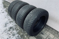 Opony zimowe 4 sztuki 215/60 R17 C .Dunlop