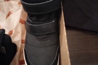 Sprzedam nowe buciki dla chlopca