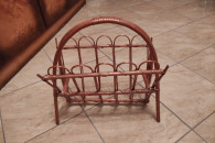 Drewniany gazetownik