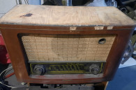 Stare radio lampowe Stolica vintage PRL