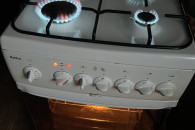 Kuchnia kuchenka gazowa piekarnik elektryczny z