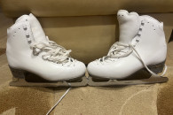 Łyżwy figurowe RISPORT roz.38