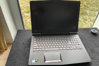 Laptop gamingowy lenovo