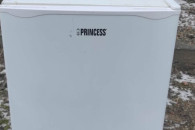 MALA LODOWKA PODBLATOWA