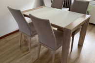 Stół do jadalni z krzesłami na 6os.