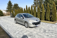 Peugeot 207 1,4 benzyna dobry stan