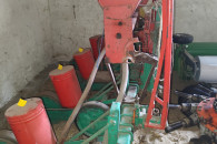 Siewnik punktowy do kukurydzy 4-rzędowy