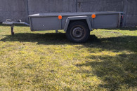 Przyczepka samochodowa