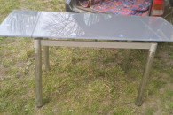 stol metalowo szklany ze szwecji piekny rozklad