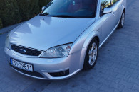 Ford Mondeo ST220