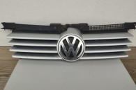 Grill VW Bora – oryginał, ładny stan