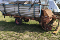 Przyczepa samozbierająca