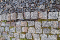 Naprawa obrzeży z kostki granitowej