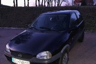 Opel Corsa B 1.4 benzyna Zdrowa Czarna Szyberda
