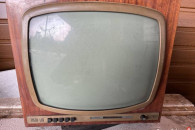 Zabytkowy telewizor kolekcjonerski - Toska Lux