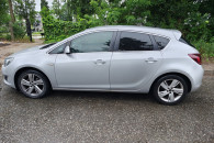 Opel astra j