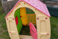 Domek plastikowy