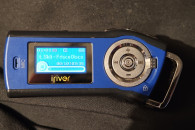 Kultowy iRiver T10 1GB – stan idealny, silikono