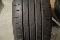 Opony 215/50R17