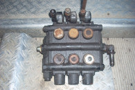 Rozdzielacz hydrauliki