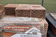 Pustak Ceramiczny Em P+w 25cm dziurawka kratówk