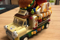 klocki konstrukcyjne Foodtruck Mini Burger Car