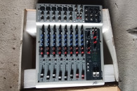 Mixer Peavey PV10