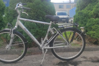 ROWER MIEJSKO-TREKKINGOWY Z ALUMINIOWA RAMA