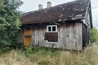 Dom drewniany do rozbiórki